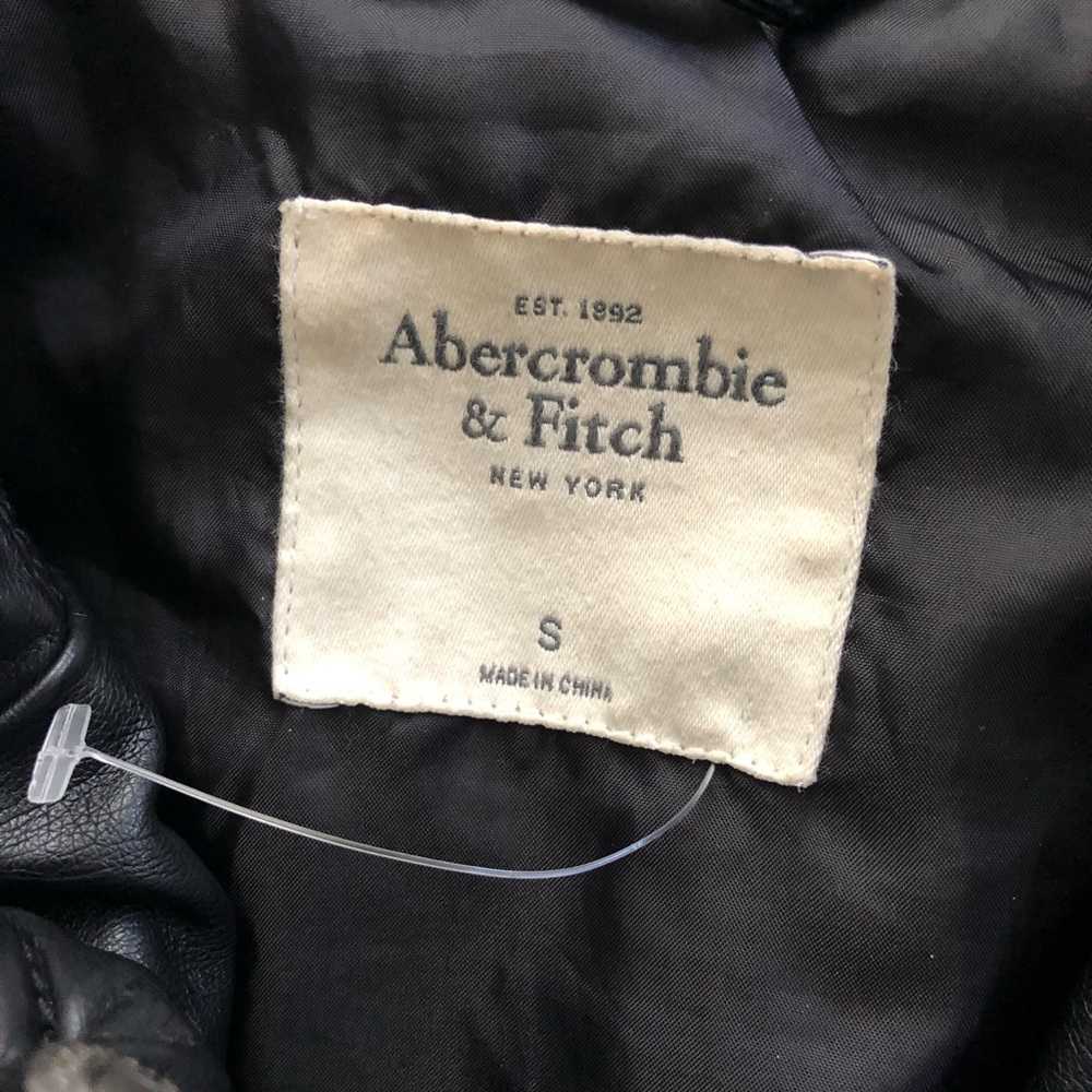 Jacket - Picture 2 of 3